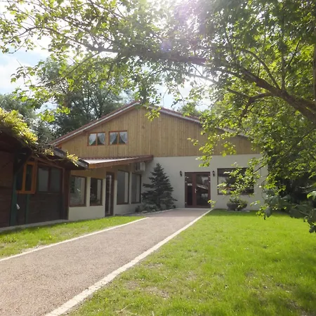 Le Chantoiseau 3* Chaumont-sur-Aire