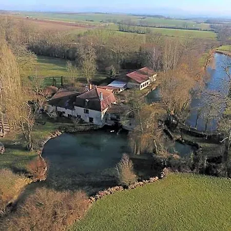 Le Chantoiseau Hotel